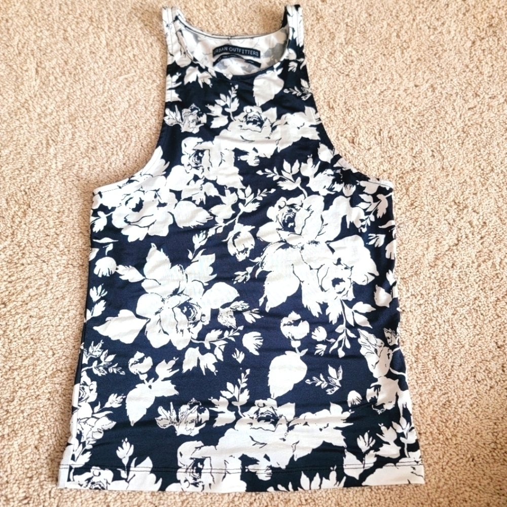 2/$20 Urban Outfitters Floral Tank S